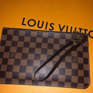 Authentic Never Full GM pouchette